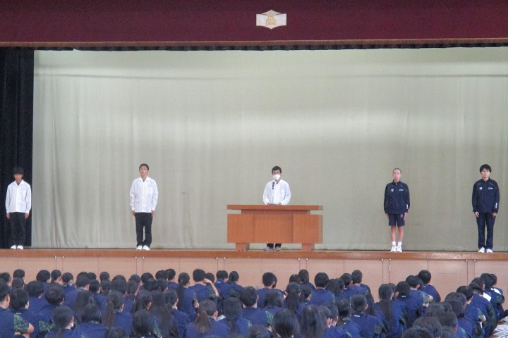 コンピュータ部